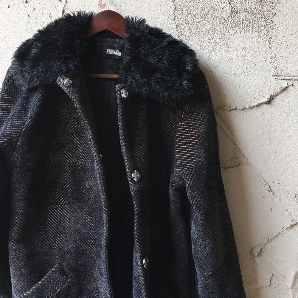 Reformation Rockefeller Coat in Queensland Size S - Picture 8 of 11